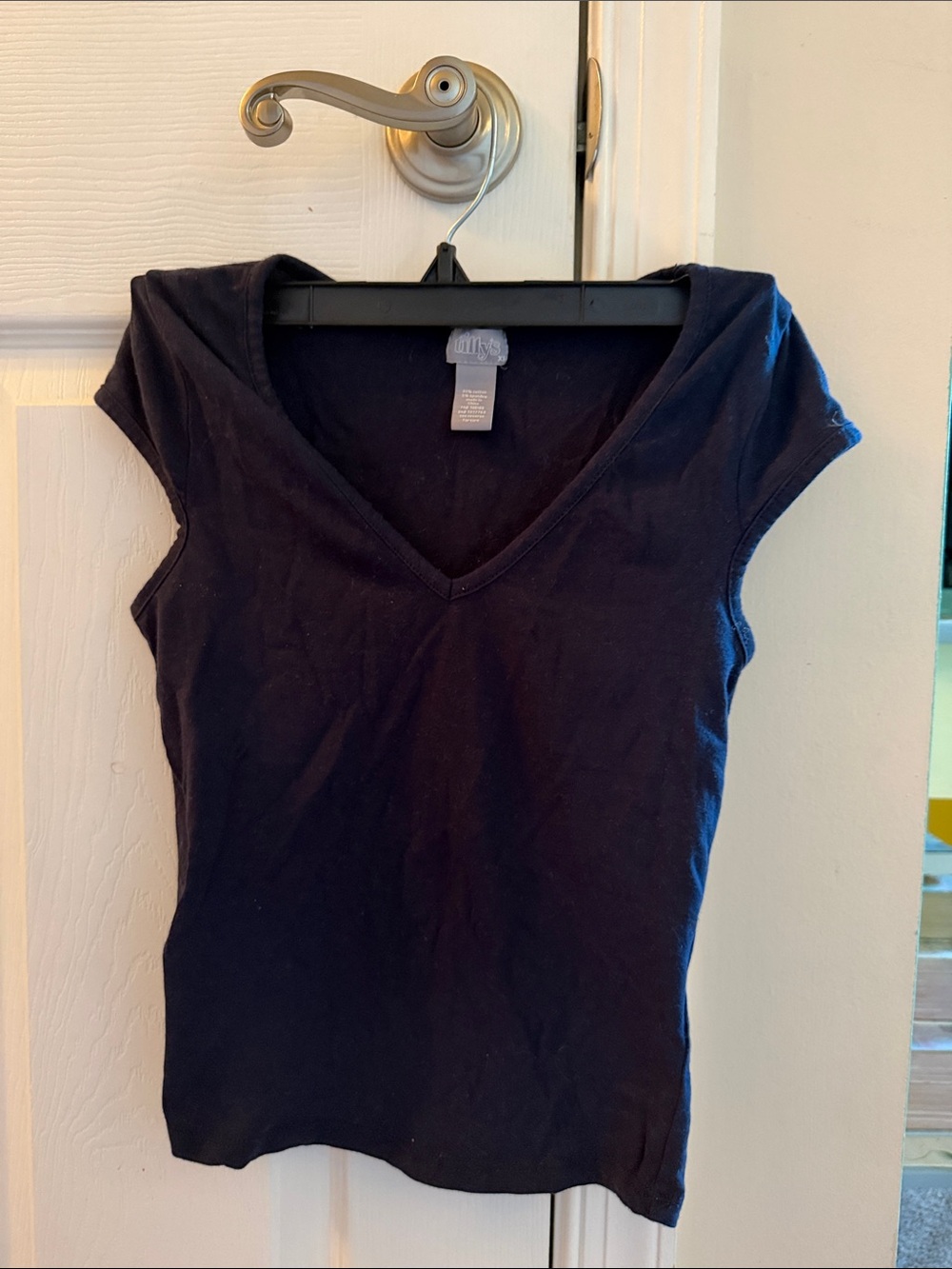 Women’s Tilly’s XS short sleeve